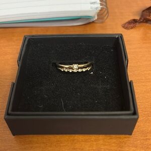 Elegant Gold Women's Rings